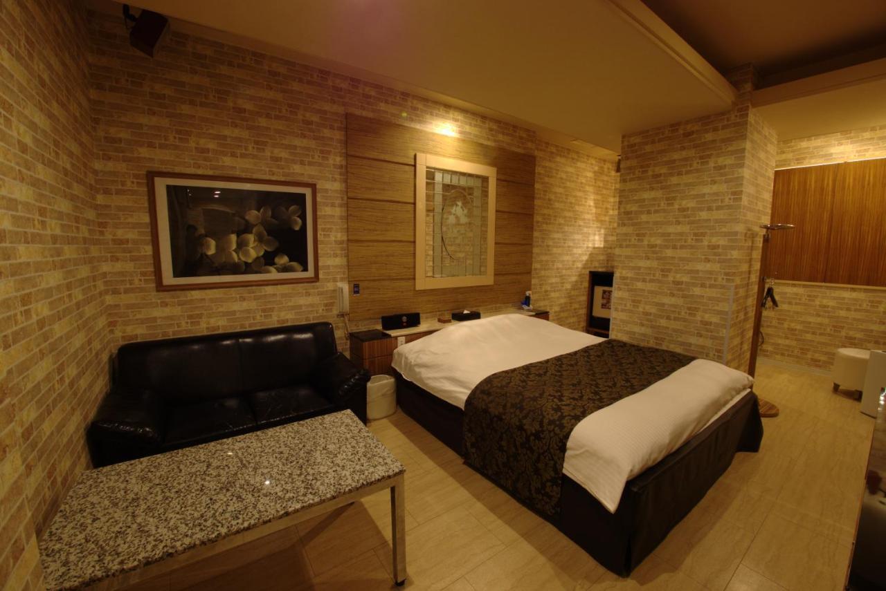 Hotel Allure (Adults Only) Nagoya Bagian luar foto