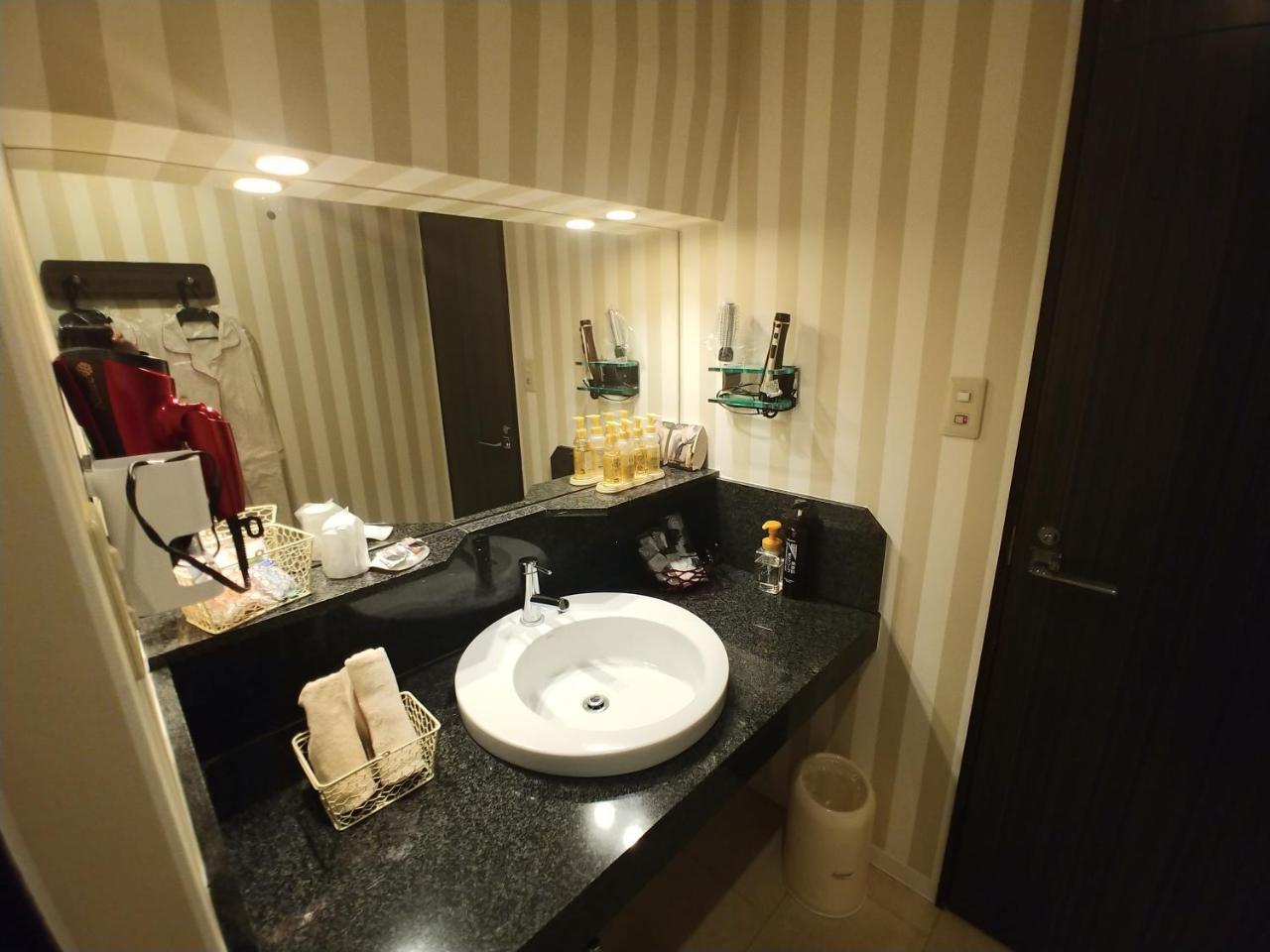 Hotel Allure (Adults Only) Nagoya Bagian luar foto