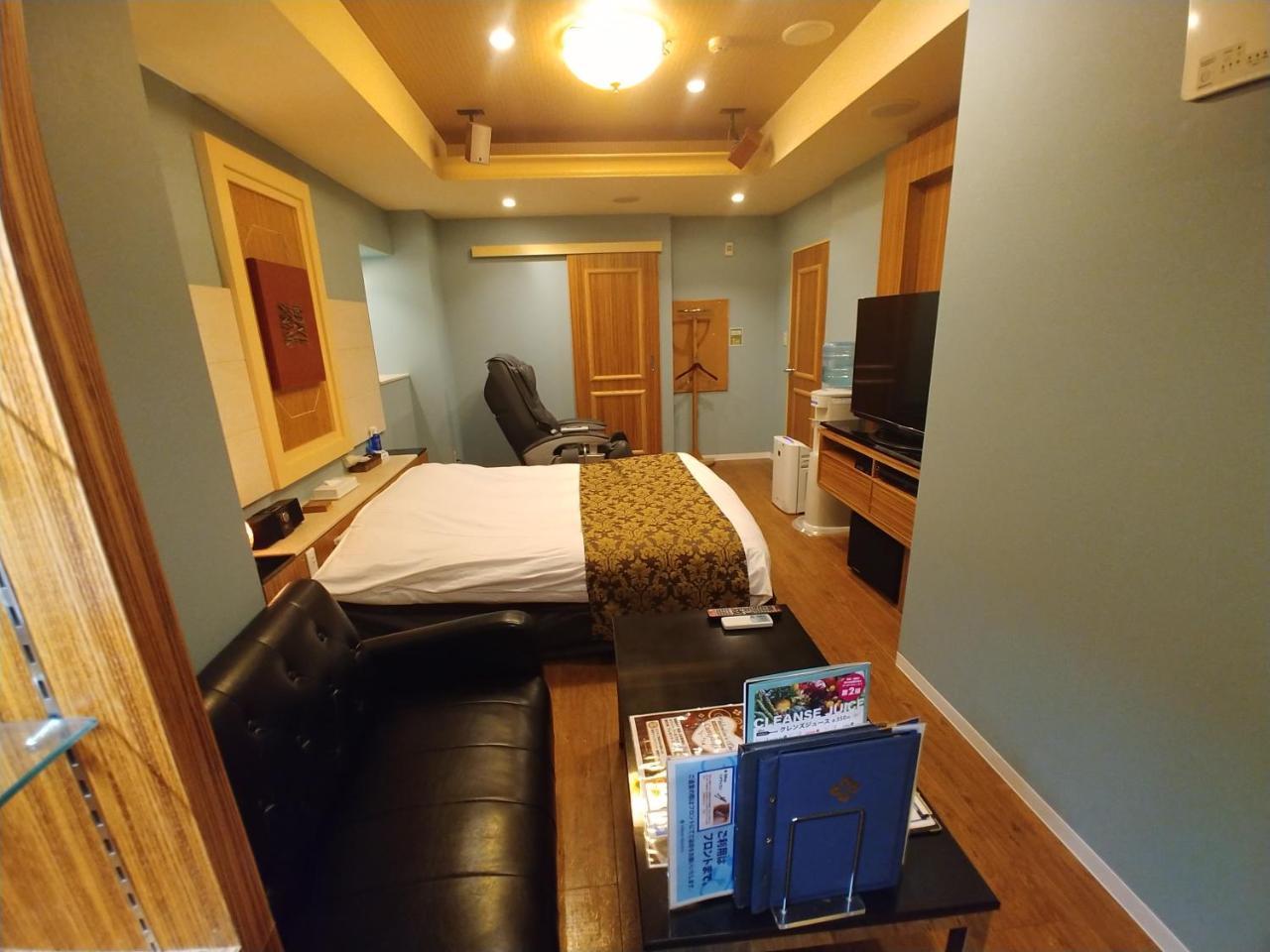 Hotel Allure (Adults Only) Nagoya Bagian luar foto