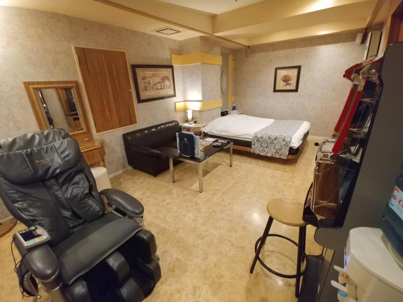 Hotel Allure (Adults Only) Nagoya Bagian luar foto