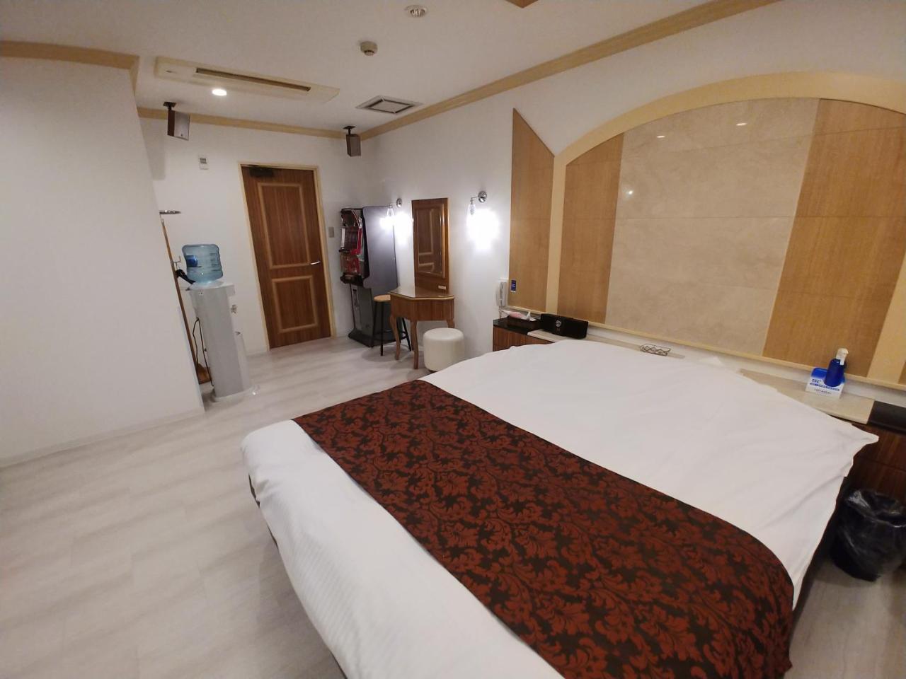 Hotel Allure (Adults Only) Nagoya Bagian luar foto