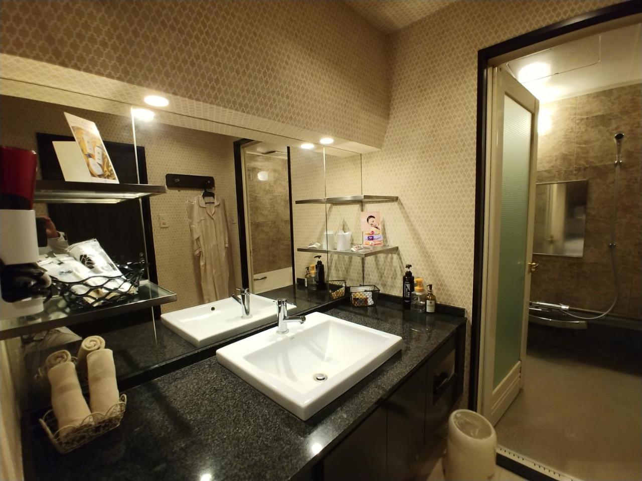 Hotel Allure (Adults Only) Nagoya Bagian luar foto
