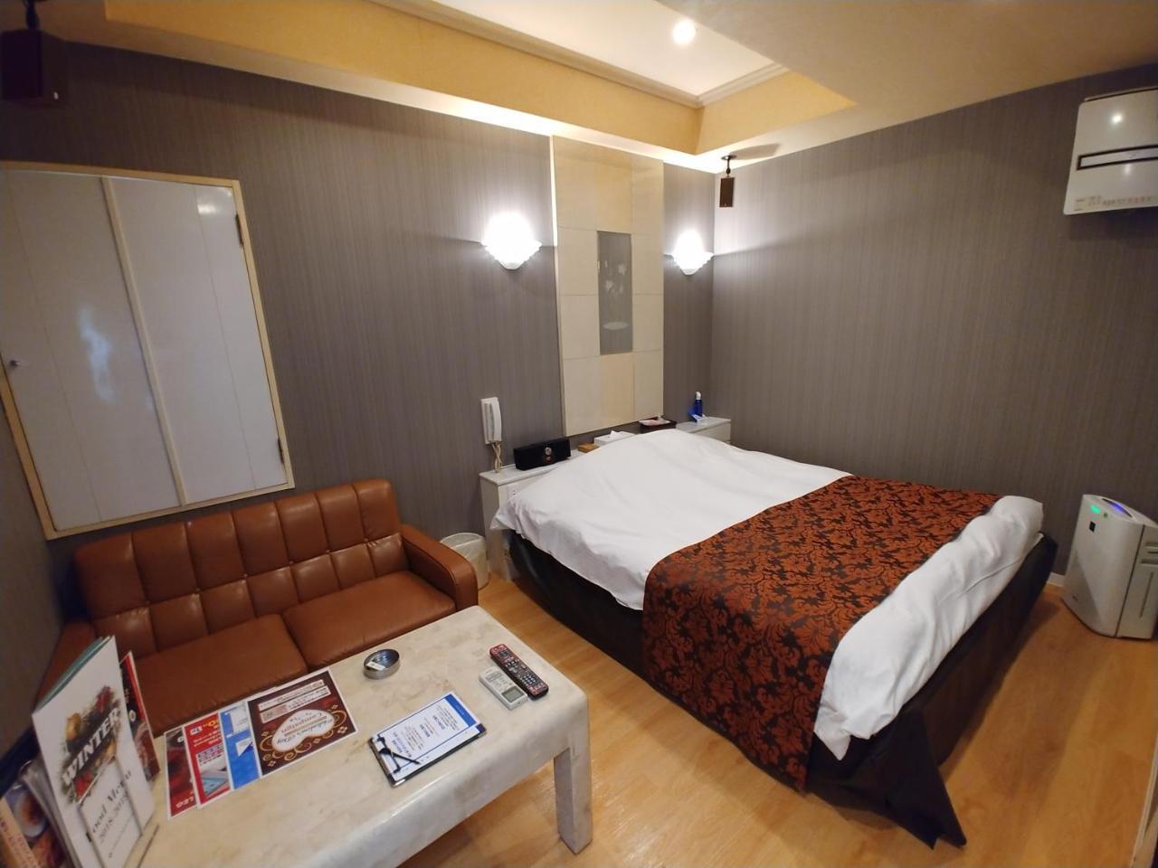 Hotel Allure (Adults Only) Nagoya Bagian luar foto