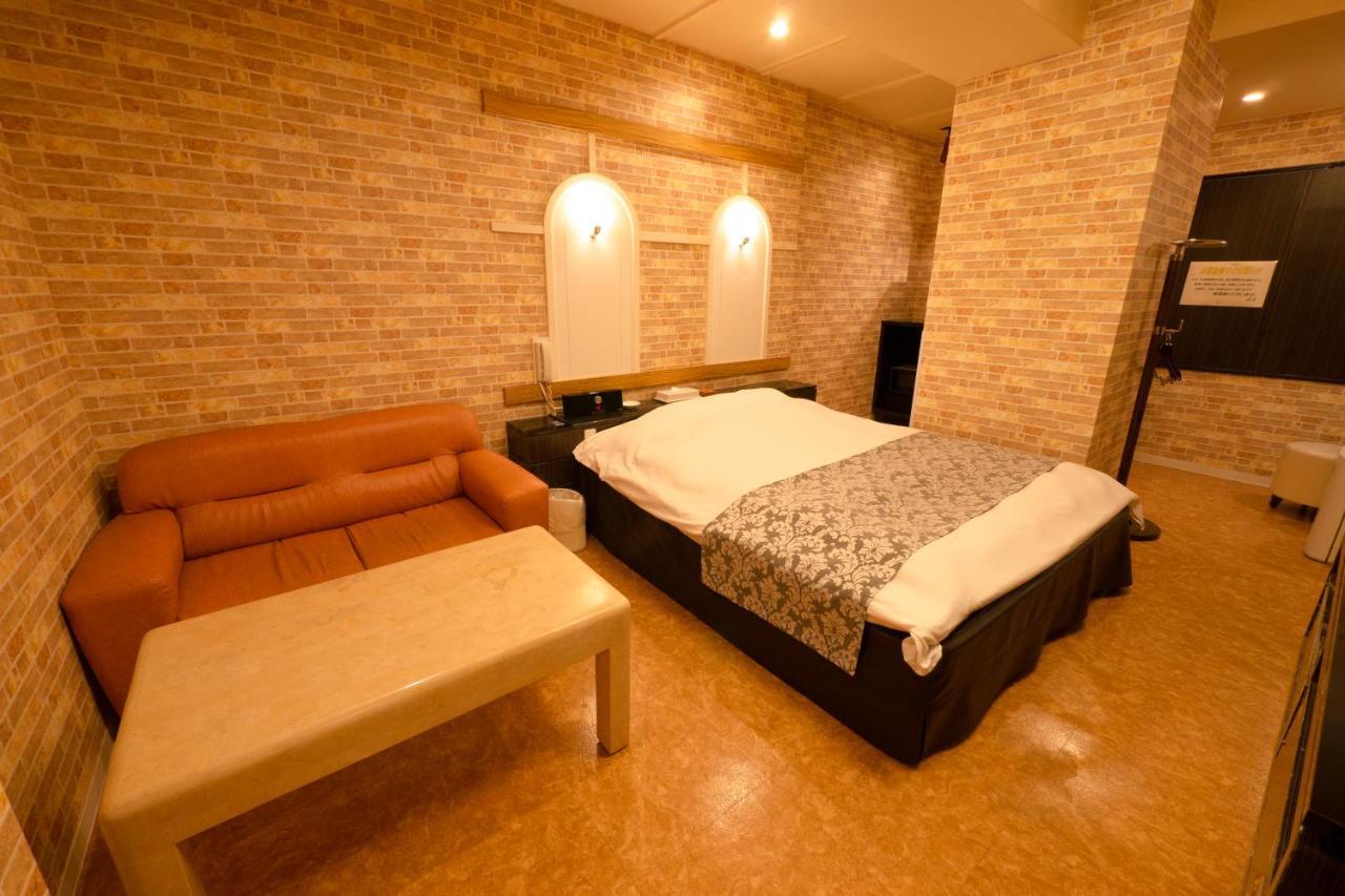 Hotel Allure (Adults Only) Nagoya Bagian luar foto