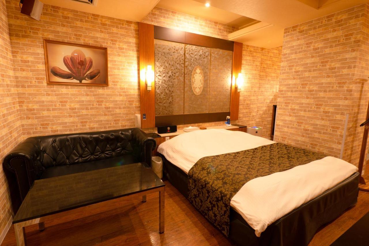 Hotel Allure (Adults Only) Nagoya Bagian luar foto